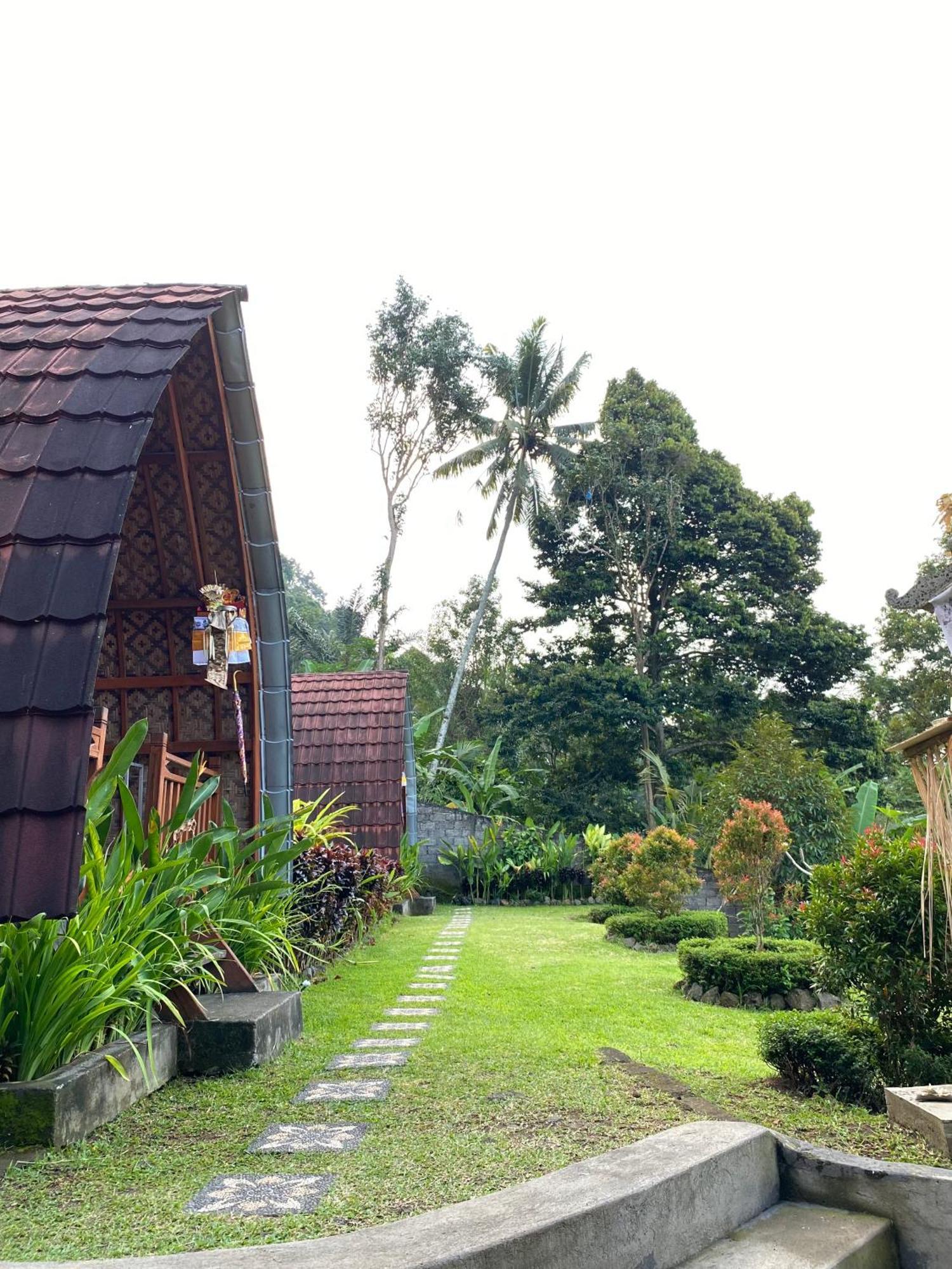 سيديمين Lumbung Ayu Sari And Spa المظهر الخارجي الصورة